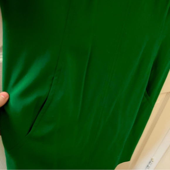 Tahari Size 12 Kelly Green Short Sleeve A-line Midi Dress w/ Pockets - Picture 4 of 9